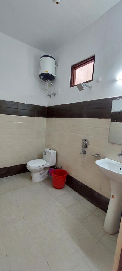 Peaceful Retreat Home Stay, Dalhousie Ngoại thất bức ảnh