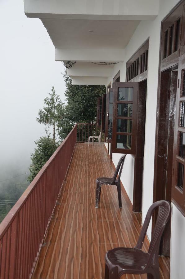Peaceful Retreat Home Stay, Dalhousie Ngoại thất bức ảnh