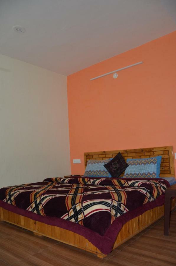 Peaceful Retreat Home Stay, Dalhousie Ngoại thất bức ảnh